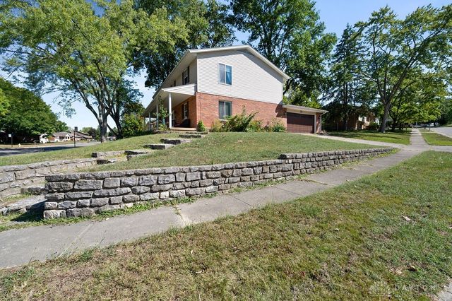 2302 King Richard Parkway, Miamisburg, OH 45342