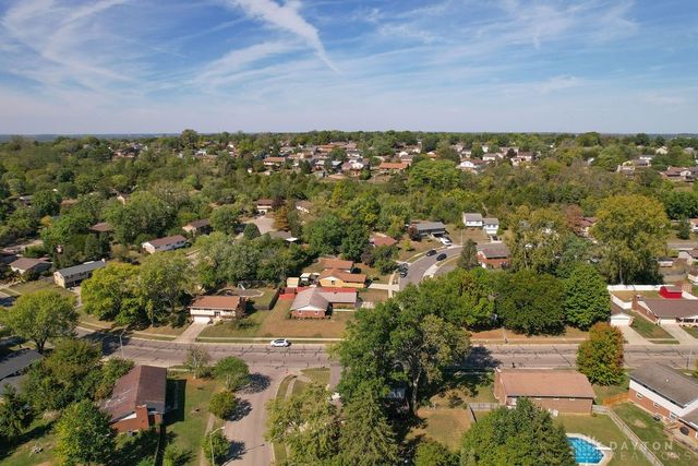 2302 King Richard Parkway, Miamisburg, OH 45342