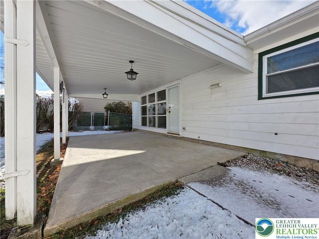 1958 Aripine Avenue, Bethlehem City, PA 18018