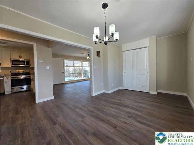 1958 Aripine Avenue, Bethlehem City, PA 18018