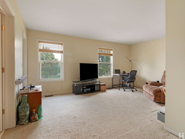 8032 Connor Drive, Long Grove, IL 60047