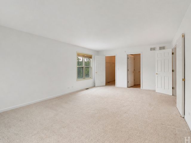 8032 Connor Drive, Long Grove, IL 60047