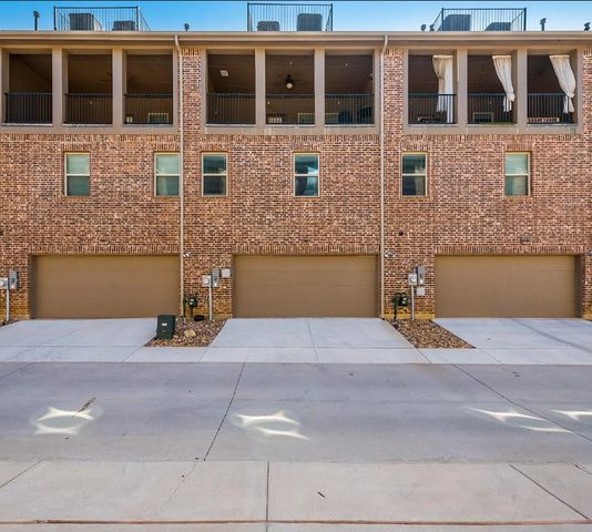 2405 Siskiyou Street, Lewisville, TX 75056