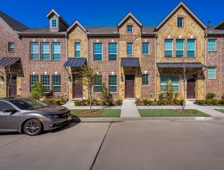 2405 Siskiyou Street, Lewisville, TX 75056