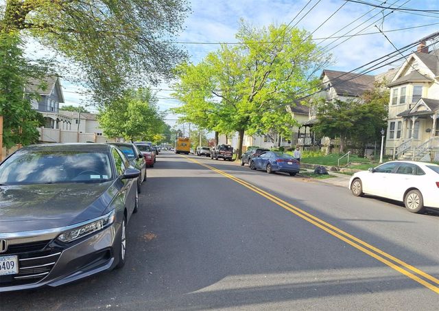 115 South Avenue, Staten Island, NY 10303