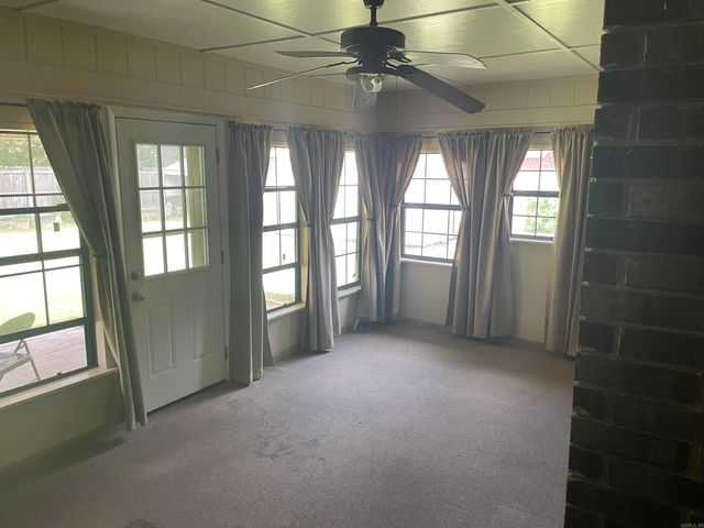 13 Bernard, Conway, AR 72032