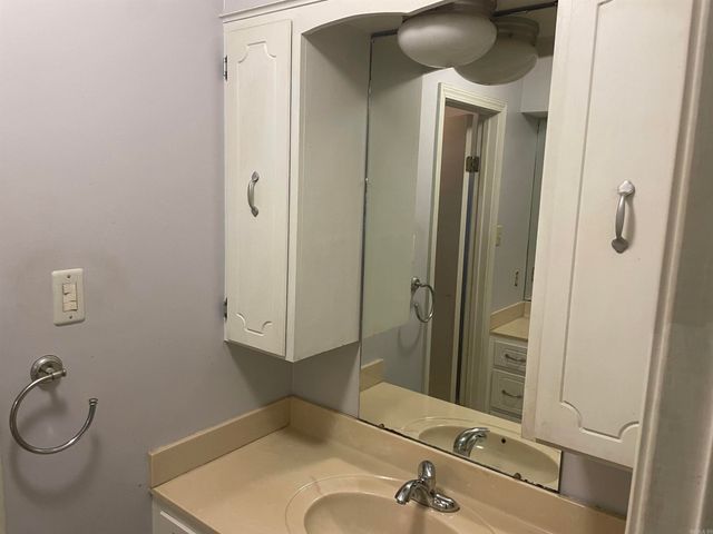 13 Bernard, Conway, AR 72032