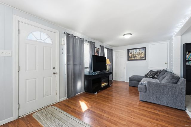 2319 Kenwood Avenue, Fort Wayne, IN 46805