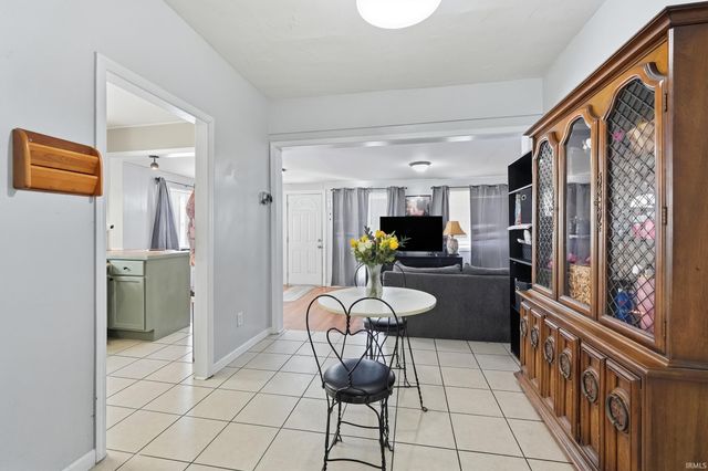 2319 Kenwood Avenue, Fort Wayne, IN 46805