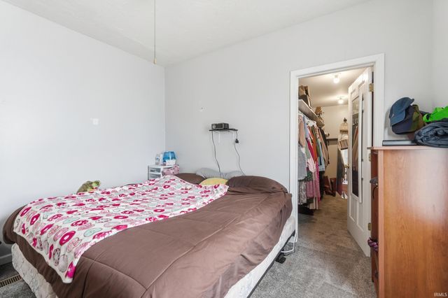 2319 Kenwood Avenue, Fort Wayne, IN 46805