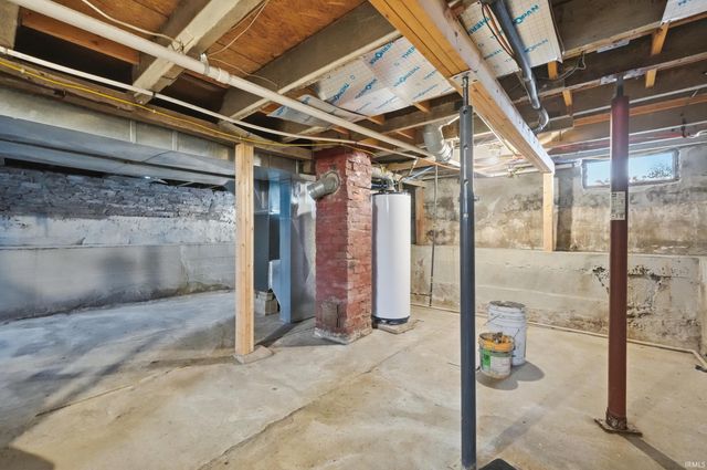 2319 Kenwood Avenue, Fort Wayne, IN 46805