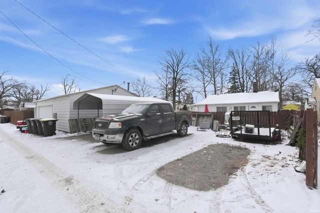 2319 Kenwood Avenue, Fort Wayne, IN 46805