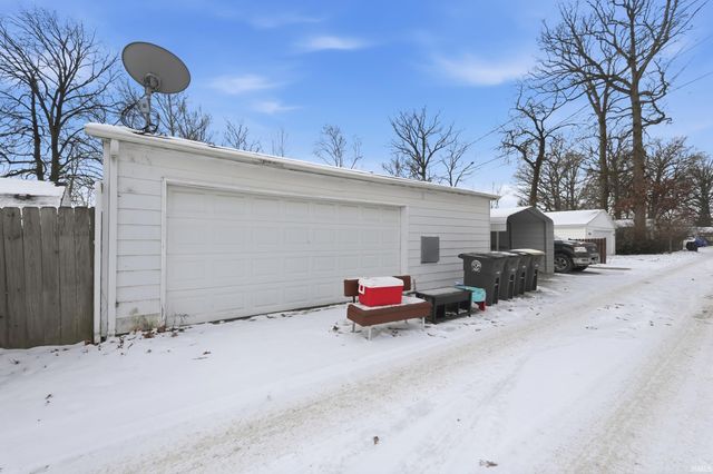 2319 Kenwood Avenue, Fort Wayne, IN 46805