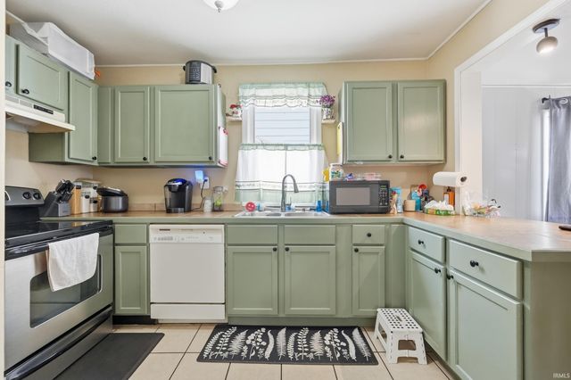 2319 Kenwood Avenue, Fort Wayne, IN 46805