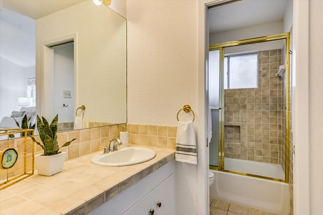 7201 Mesa DR, Austin, TX 78731