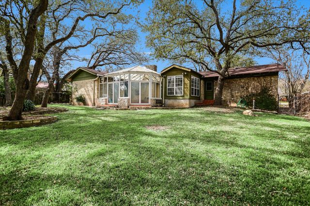 7201 Mesa DR, Austin, TX 78731