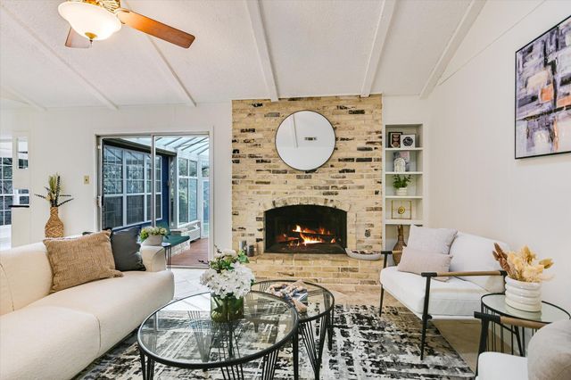 7201 Mesa DR, Austin, TX 78731