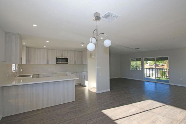 77910 Michigan Drive Gb, Palm Desert, CA 92211
