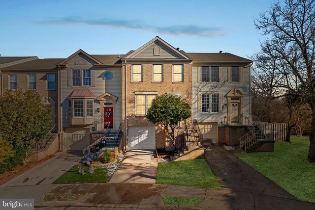 21922 GREENTREE TER, Sterling, VA 20164