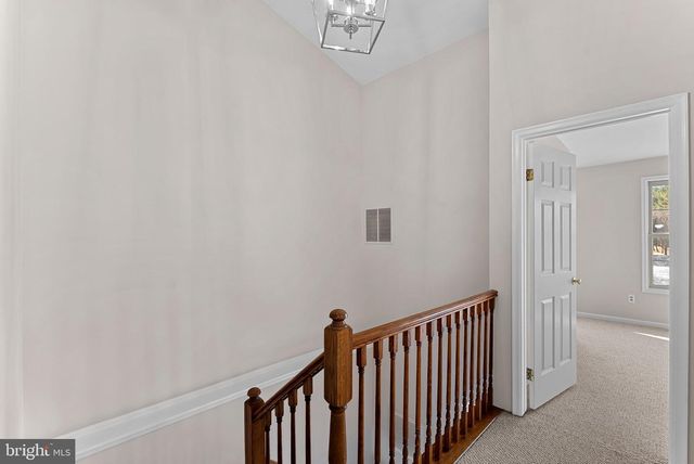 21922 GREENTREE TER, Sterling, VA 20164