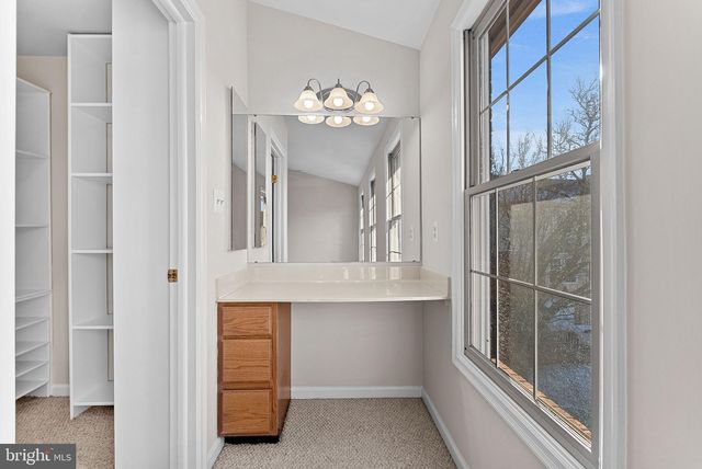 21922 GREENTREE TER, Sterling, VA 20164