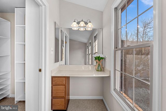 21922 GREENTREE TER, Sterling, VA 20164