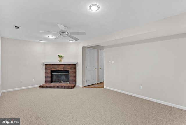 21922 GREENTREE TER, Sterling, VA 20164