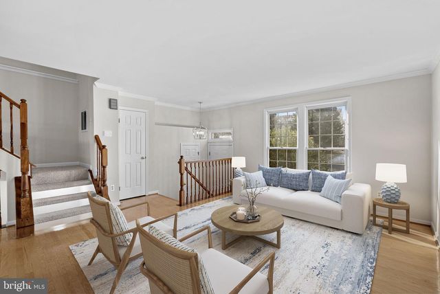 21922 GREENTREE TER, Sterling, VA 20164