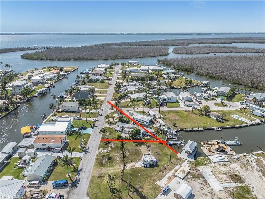 2375 York RD, ST. JAMES CITY, FL 33956 — photo 4