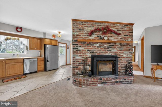 158 CHESTERFIELD GEORGETOWN RD, Chesterfield, NJ 08515