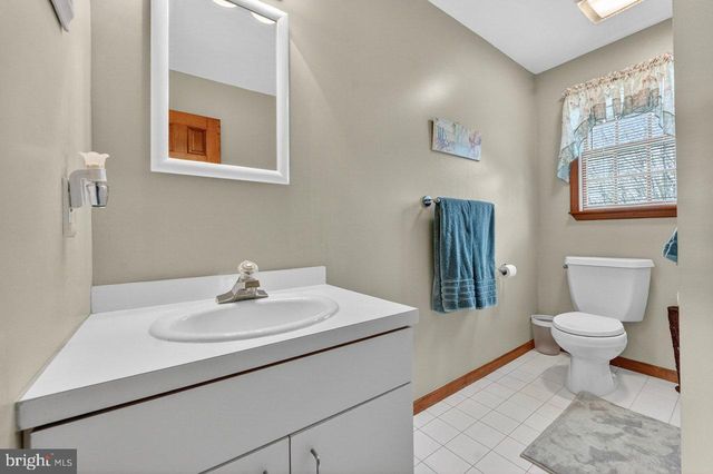 158 CHESTERFIELD GEORGETOWN RD, Chesterfield, NJ 08515