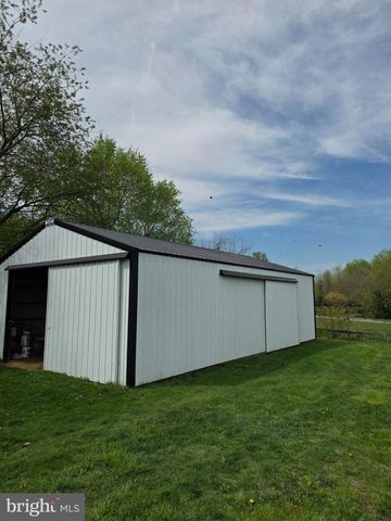 158 CHESTERFIELD GEORGETOWN RD, Chesterfield, NJ 08515
