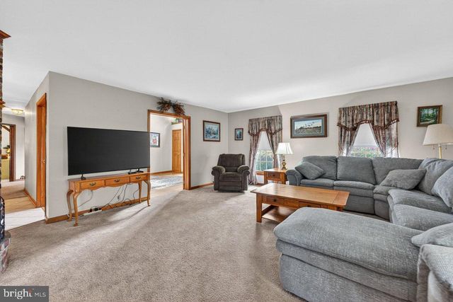 158 CHESTERFIELD GEORGETOWN RD, Chesterfield, NJ 08515