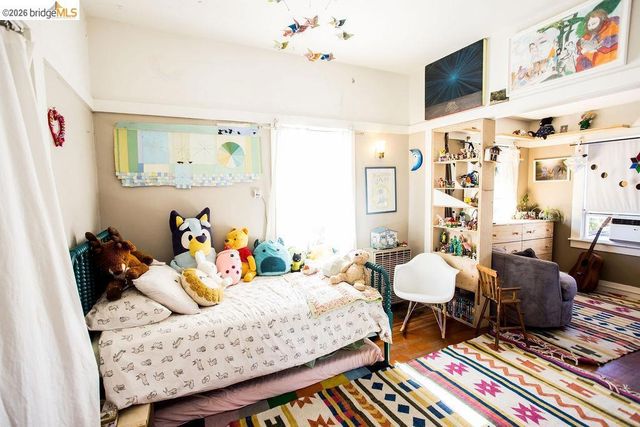 219 John ST, Oakland, CA 94611