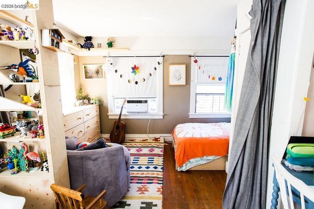 219 John ST, Oakland, CA 94611