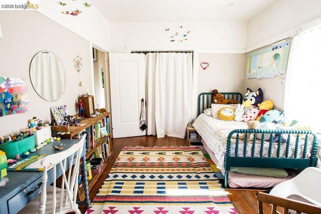 219 John ST, Oakland, CA 94611