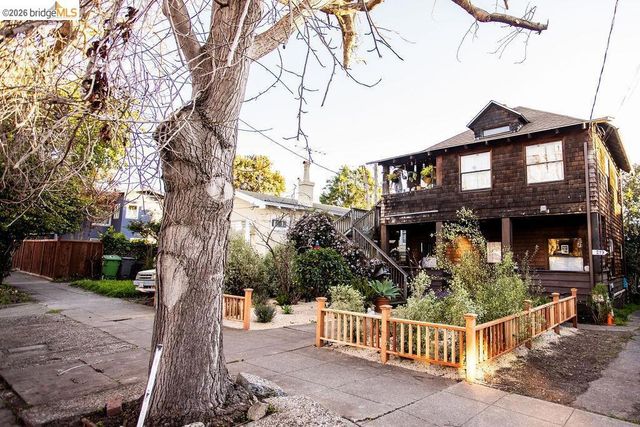 219 John ST, Oakland, CA 94611