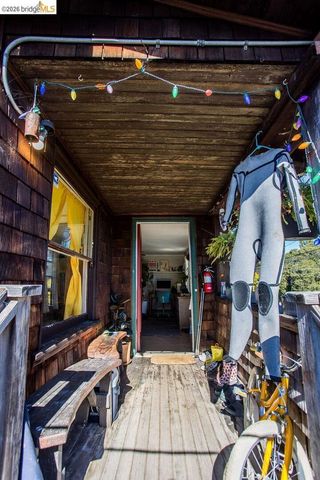 219 John ST, Oakland, CA 94611