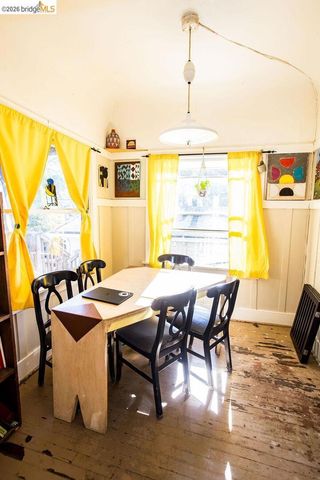 219 John ST, Oakland, CA 94611