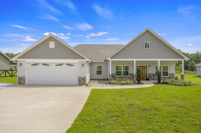 1367 Ezell Road, Chesnee, SC 29323