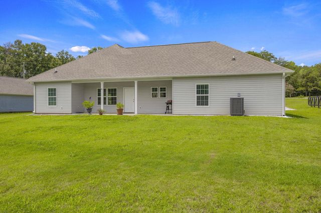 1367 Ezell Road, Chesnee, SC 29323