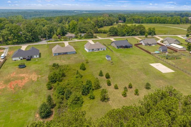 1367 Ezell Road, Chesnee, SC 29323