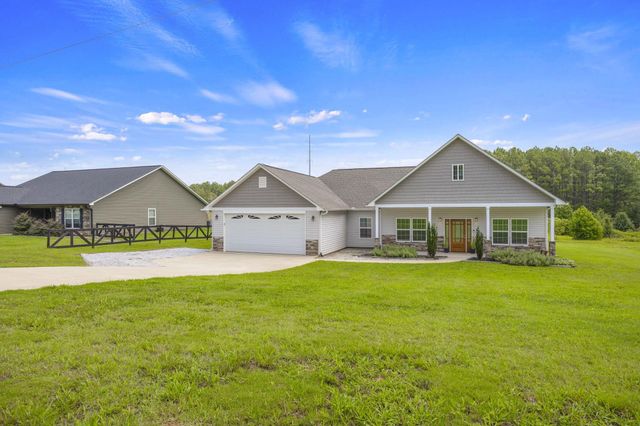 1367 Ezell Road, Chesnee, SC 29323