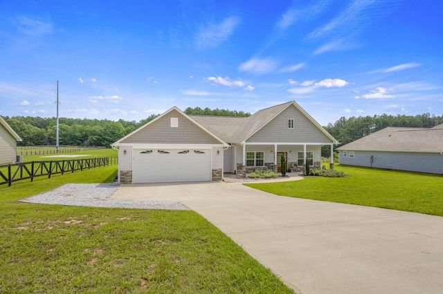 1367 Ezell Road, Chesnee, SC 29323