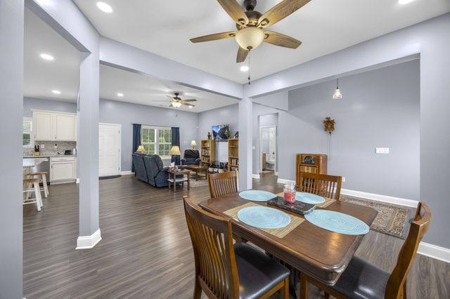 1367 Ezell Road, Chesnee, SC 29323