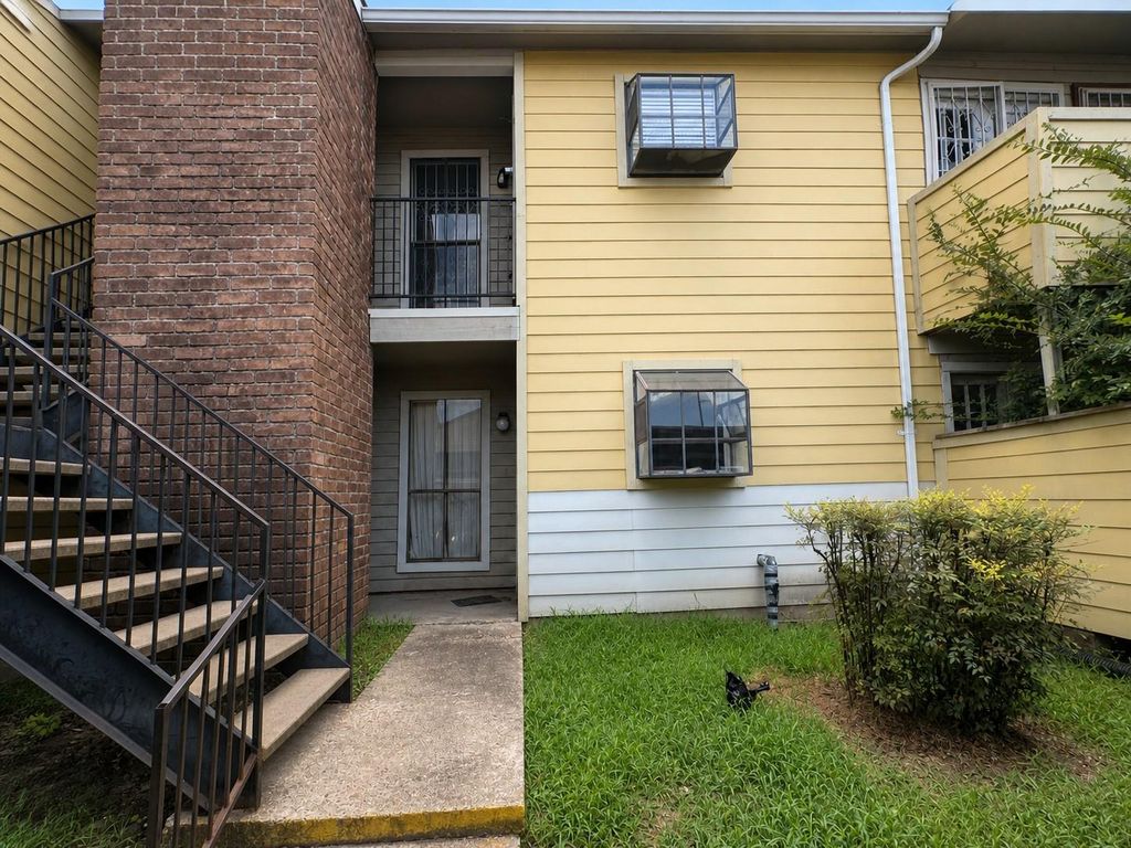 10603 S Wilcrest Drive 36, Houston, TX 77099