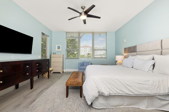 701 SE 21st Avenue 201, Deerfield Beach, FL 33441