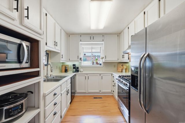 40 Lakeshore Drive, Little Rock, AR 72204