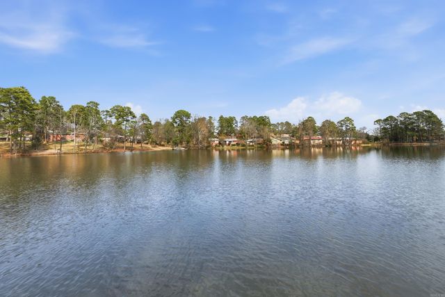 40 Lakeshore Drive, Little Rock, AR 72204