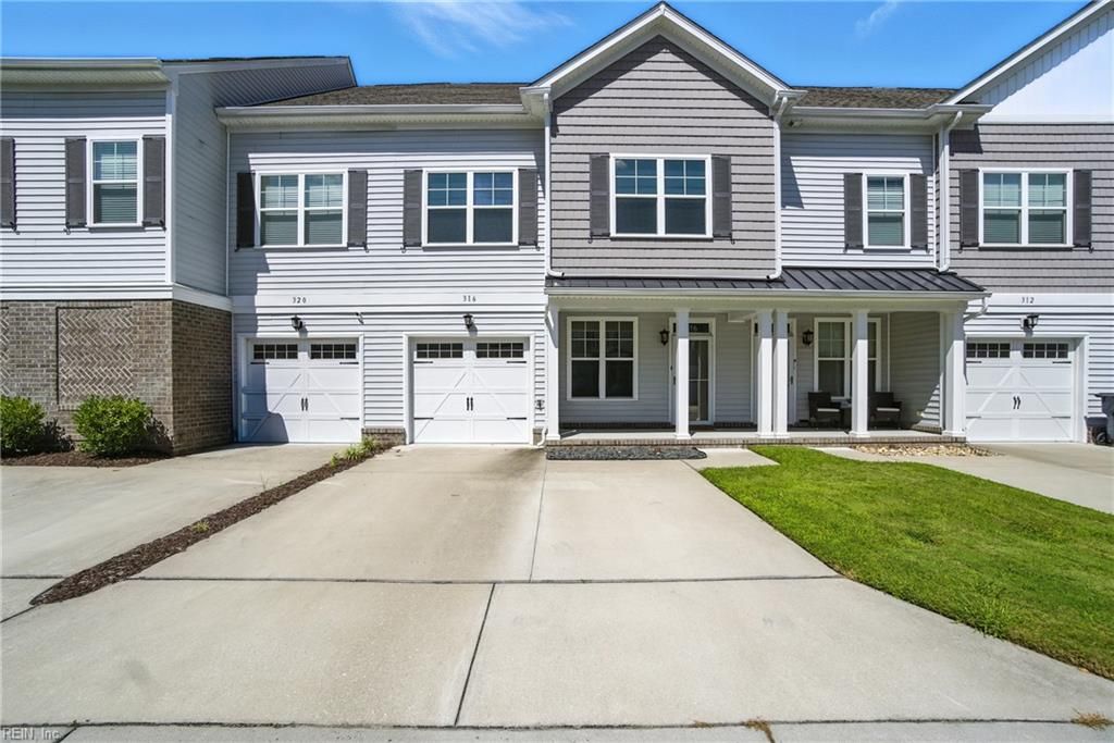 316 Sikeston LN, Chesapeake, VA 23322